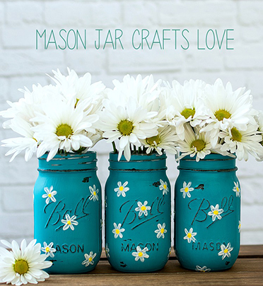 painted daisy mason jar
